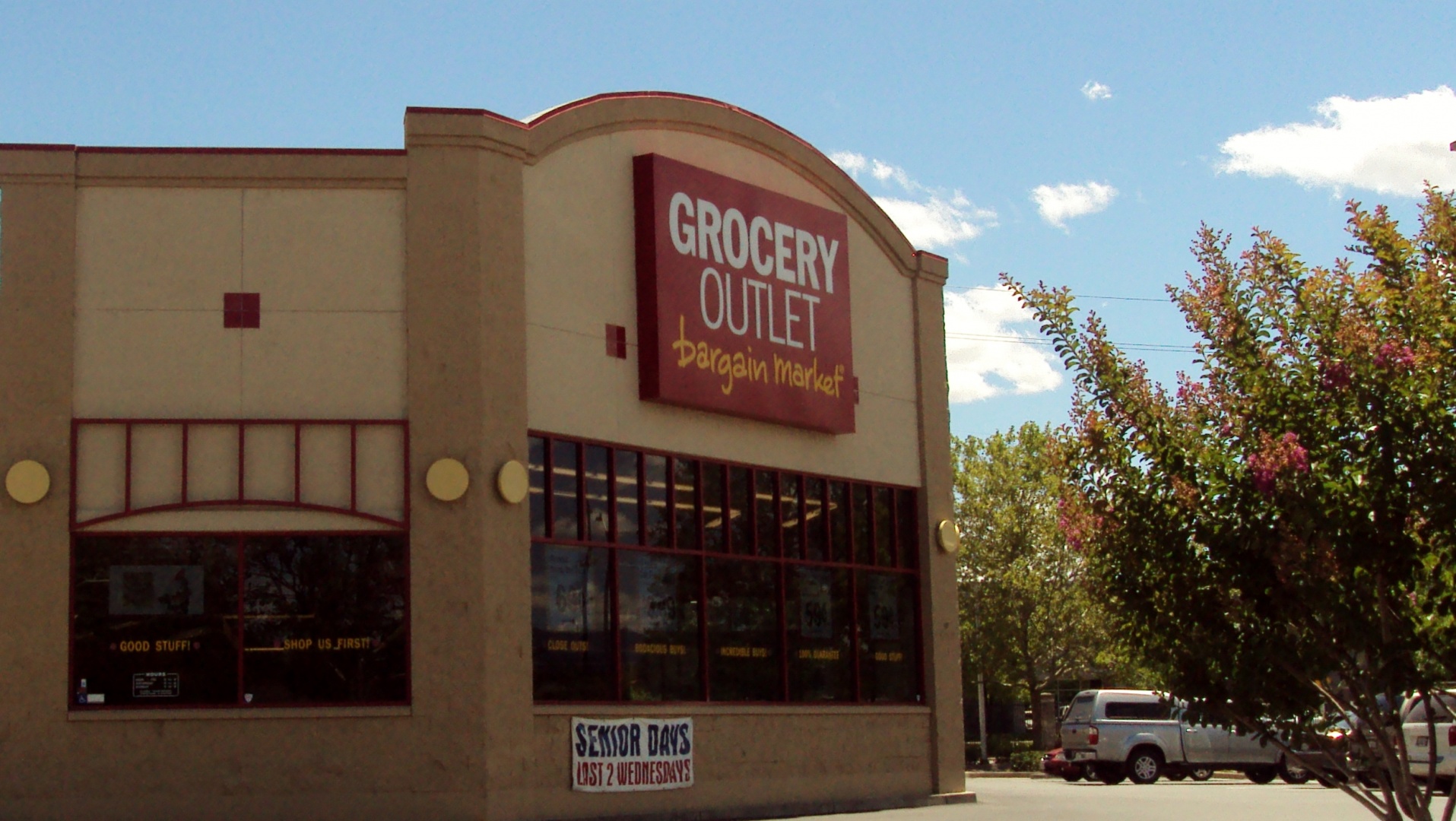 Redding - Grocery Outlet - Read Investments | Real Estate Development